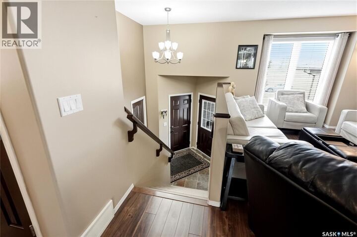 Property Photo: 714 Lynd Crescent SK S7T 0C6