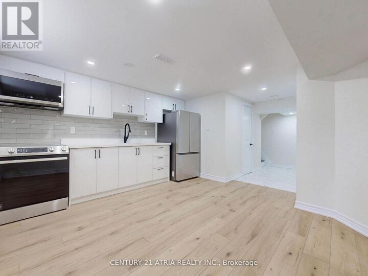 Property Photo: 57 Saddle Ridge Drive Lower B ON M4A 1Z6