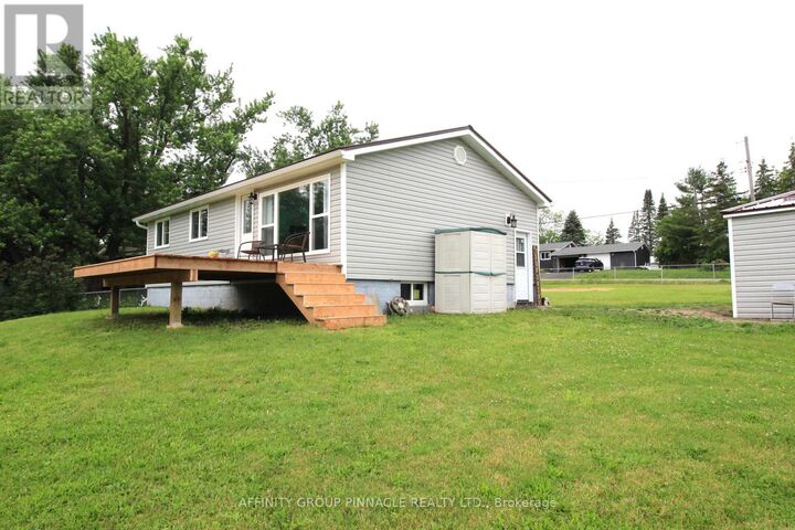 Property Photo:  105 Victoria Drive  ON K0M 1G0 