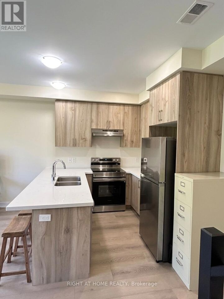 Property Photo: 37 Radium Common ON N1T 0H4