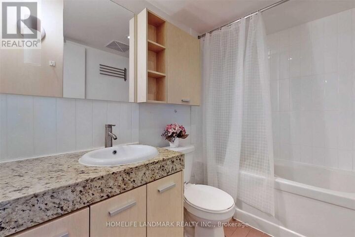 Property Photo:  33 Singer Court 706  ON M2K 0B4 