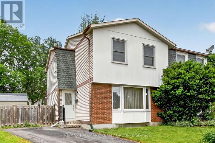 Property Photo:  38 Amherst Crescent  ON K2J 1V9 