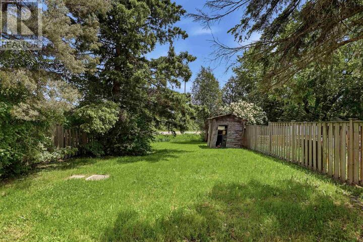 Property Photo:  19 Williams St  ON P6A 5V3 
