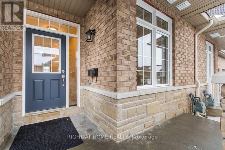 Property Photo:  113 Passageway Way  ON K2M 1H6 