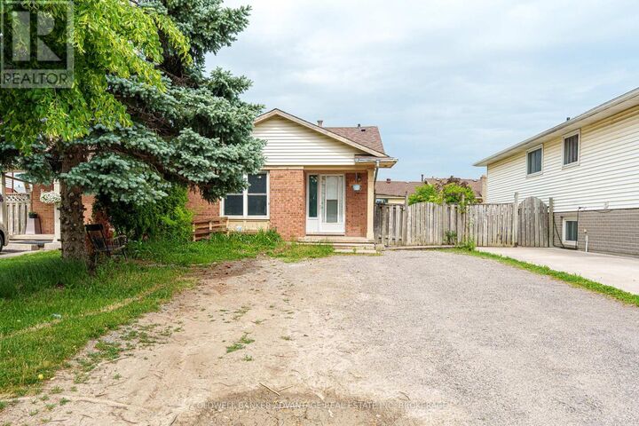 Property Photo: 86 Autumn Place ON L2P 3W8