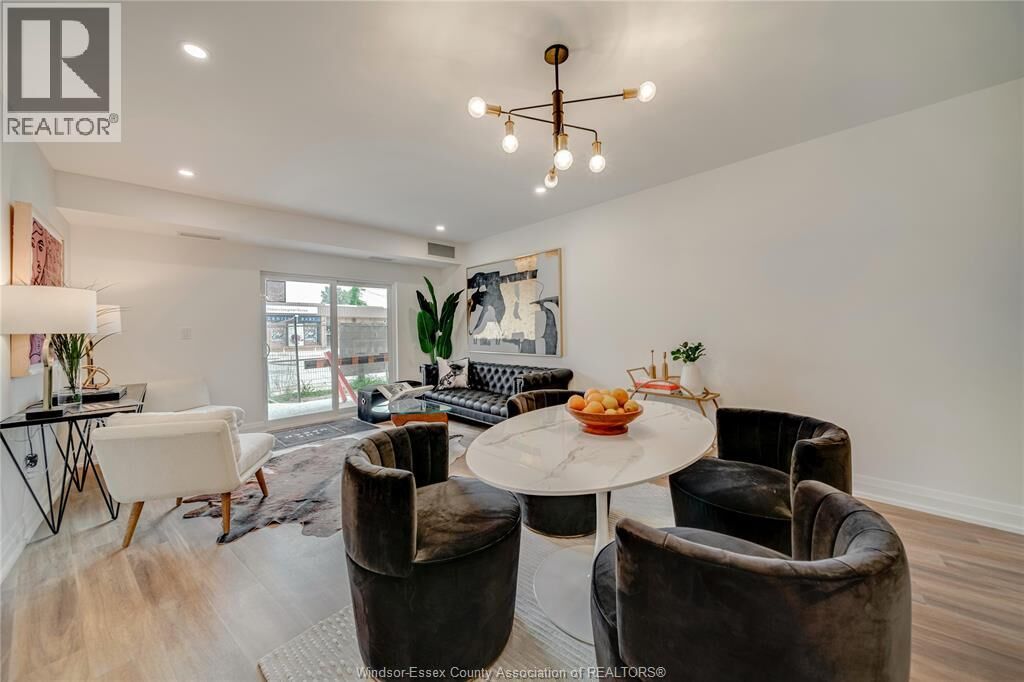 Property Photo:  11957 Tecumseh Road East 308  ON N8R 1L0 