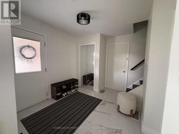 Property Photo:  77 Horning Drive East  ON L9C 6L2 