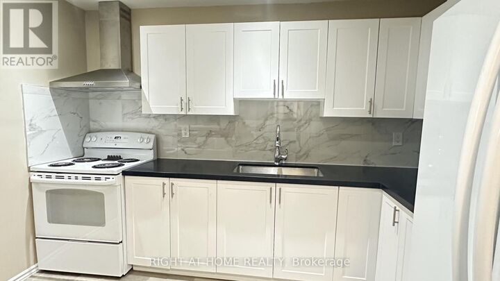 Property Photo: 4064 Lawrence Avenue East 305 ON M1E 4V6
