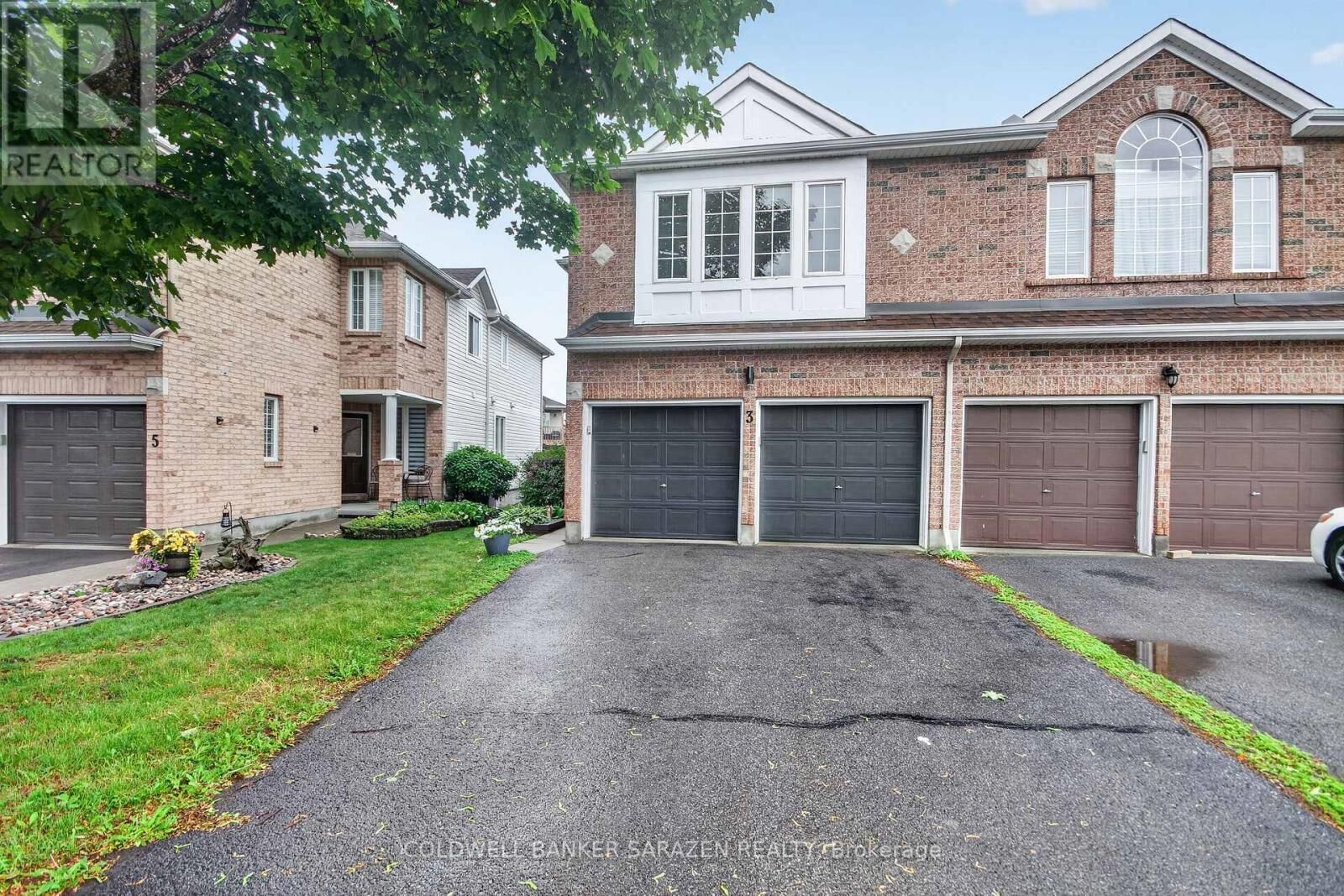 Property Photo:  3 Castle Glen Crescent  ON K2L 4G9 