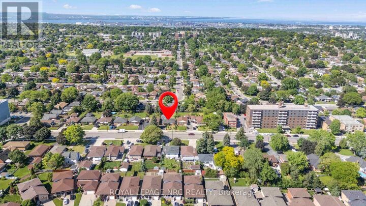 Property Photo:  959 Mohawk Road East  ON L8T 2R9 