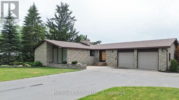 Property Photo: 366 Farnham Road ON K8N 4Z5