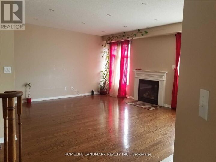 Property Photo:  16 Ainsbury Avenue (Main)  ON L1Z 1R4 