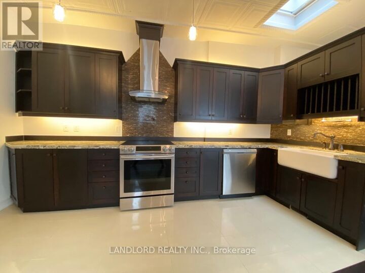 Property Photo: 385 Jane Street Upr. Fr ON M6S 3Z3
