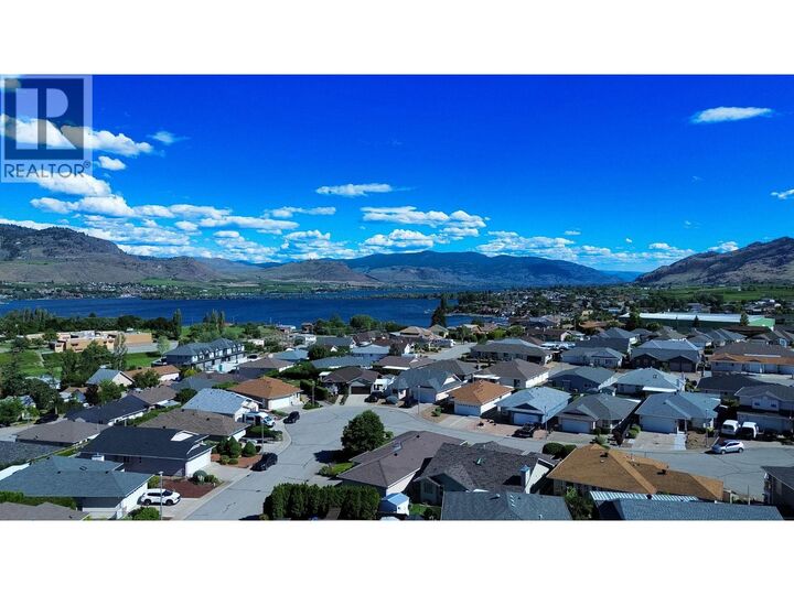 Property Photo: 1 Finch Crescent BC V0H 1V5