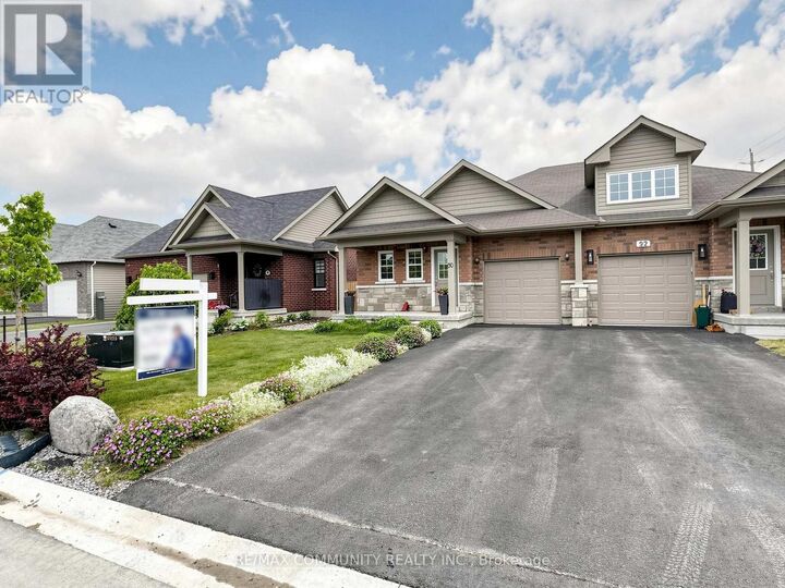 Property Photo:  90 Cortland Way  ON K0K 1H0 