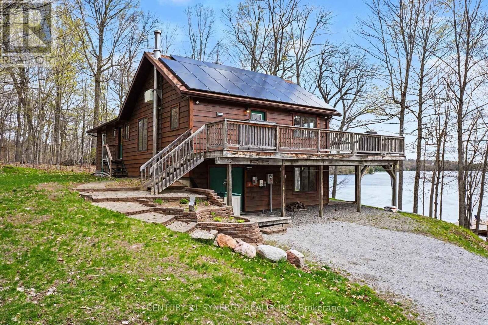 Property Photo: 773 Sherbrooke Drive ON K0H 2B0