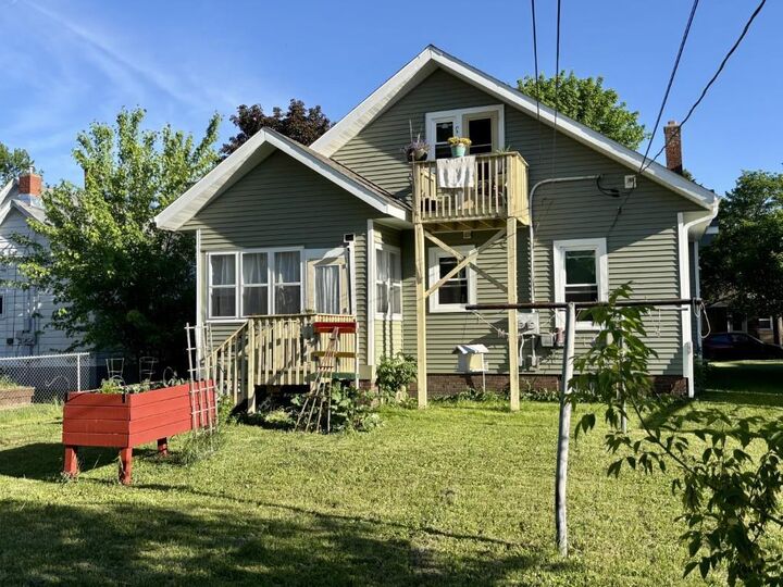 Property Photo:  810 Henrietta Street  WI 54403 