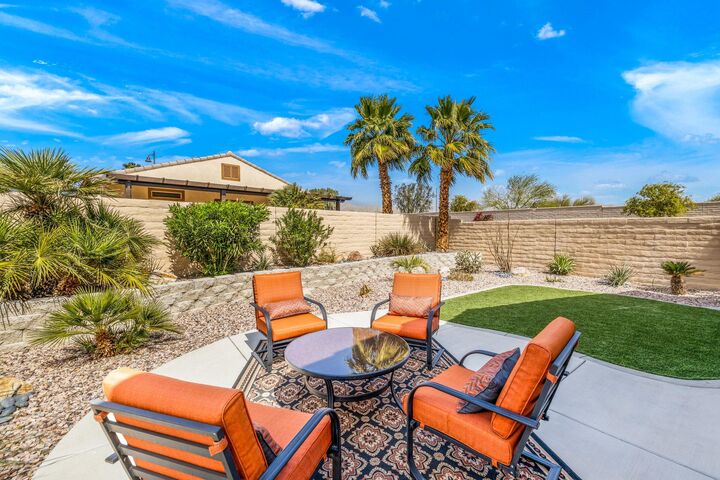 Property Photo: 81968 Avenida Dulce CA 92203
