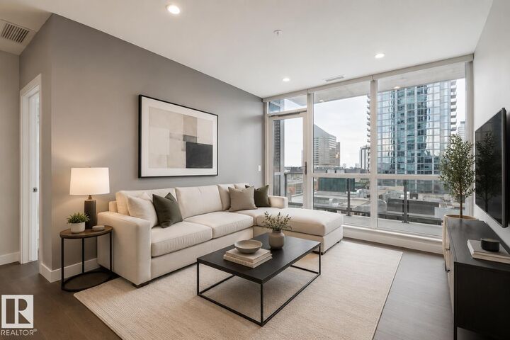 Property Photo: 10238 103 Street NW 809 AB T5J 0Y8