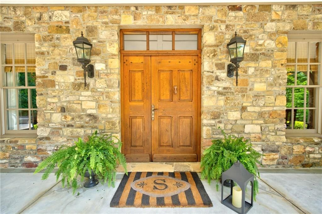 Property Photo: 554 E New Salem Common NW GA 30064