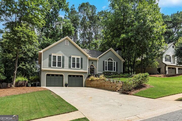 Property Photo: 916 Fernwood Road GA 30189