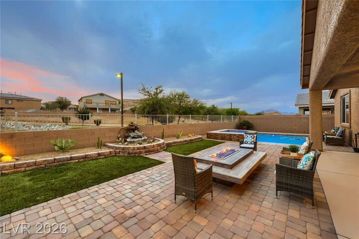 Property Photo:  812 Flowing Meadow Drive  NV 89014 