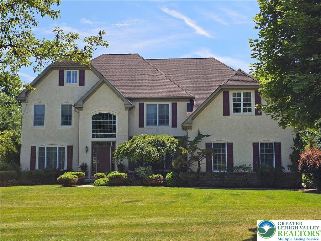 Property Photo:  30 Melchor Drive  PA 18042 