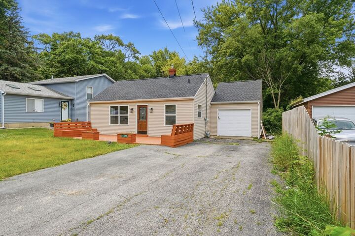Property Photo: 25575 Orchard Avenue IL 60041
