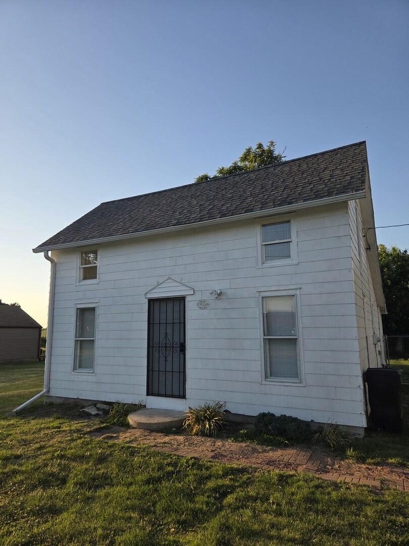 Property Photo:  19550 Fellows Road  IL 61270 