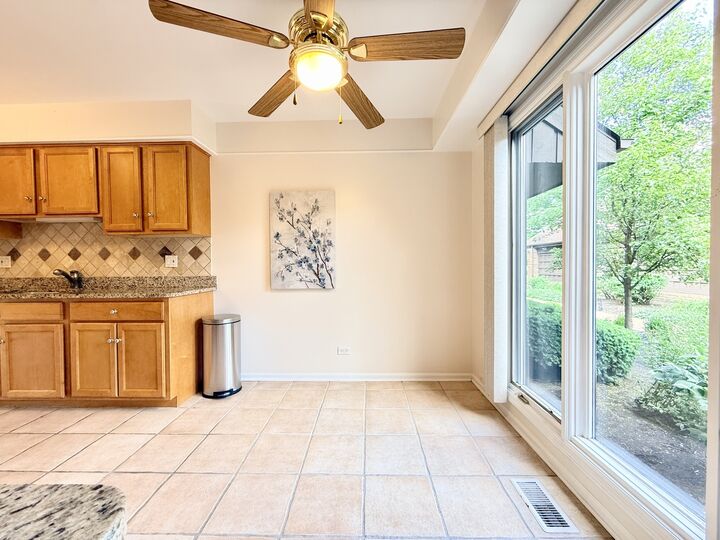 Property Photo: 1846 Mission Hills Lane IL 60062