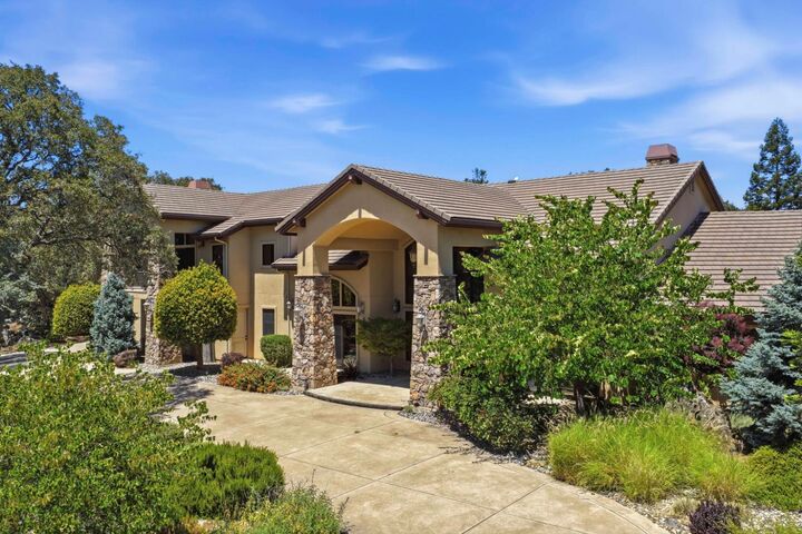 Property Photo:  9965 Spyglass Circle  CA 95602 