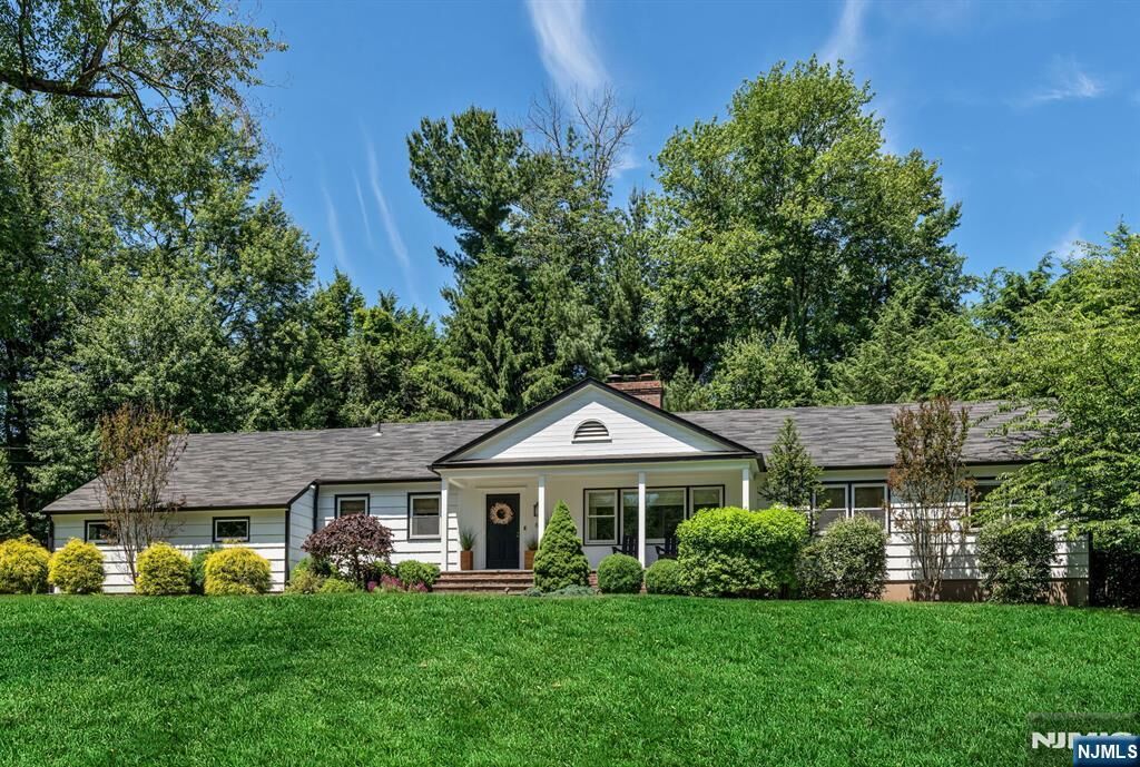 Property Photo: 611 Wishing Well Road NJ 07481