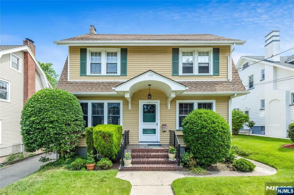Property Photo: 176 Woodward Avenue NJ 07070