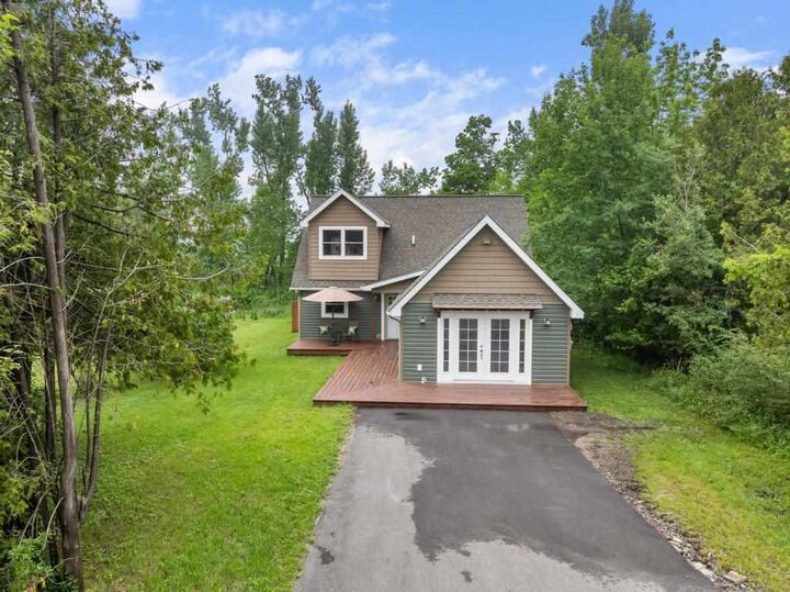 Property Photo: 919 Arlington Ave MI 49770