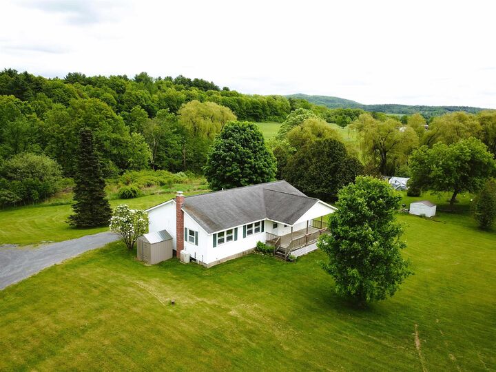 Property Photo:  9 Mayselwood Drive  VT 05468 