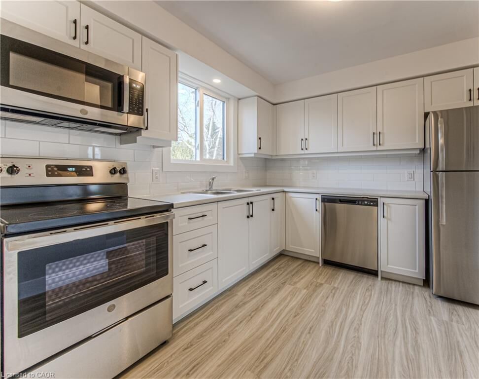 Property Photo: 40 Daniel Avenue 2 ON N2K 2E9