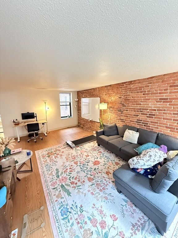 Property Photo:  66 Westland Avenue 303  MA 02115 