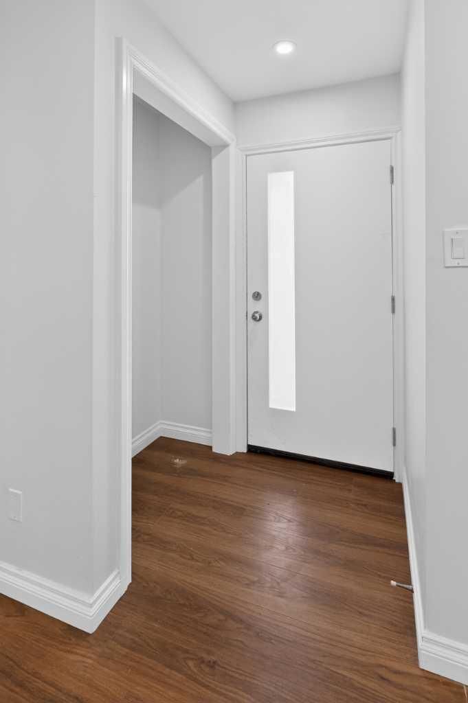 Property Photo: 9204 100 Street AB T8V 2K7