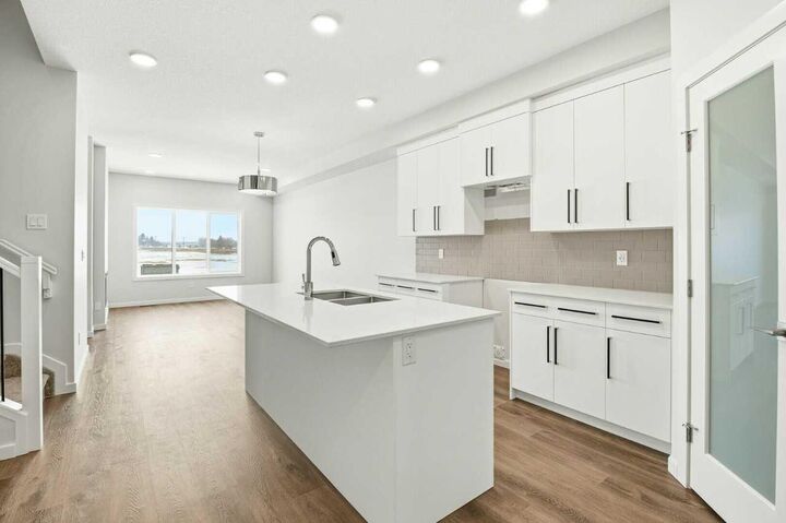 Property Photo:  159 Lincoln Crescent  AB T4E 3C5 
