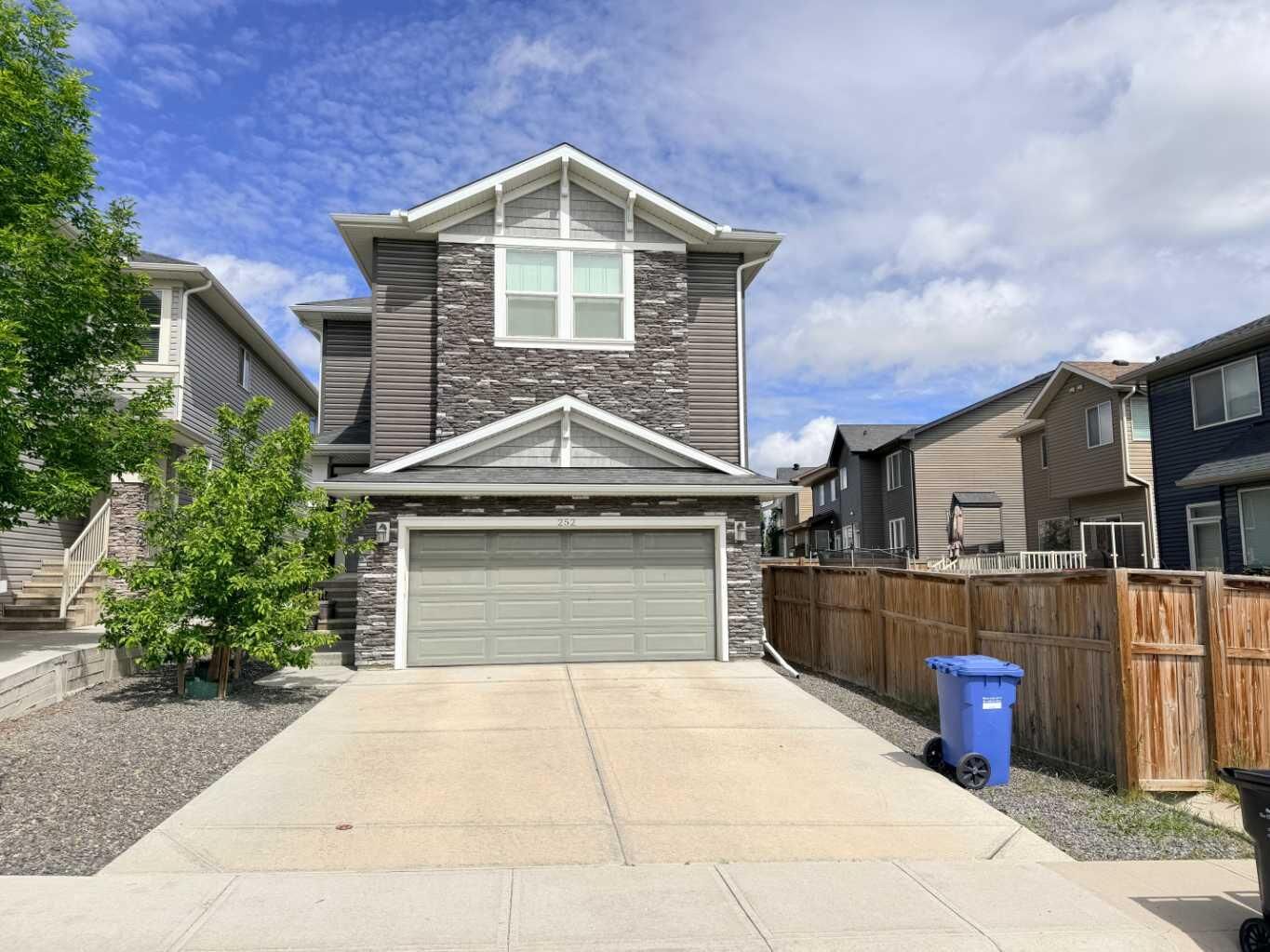 Property Photo: 252 Nolancliff Crescent NW AB T3R 0T4