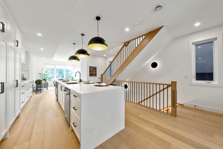 Property Photo: 2518 16B Street SW AB T2T 4L9