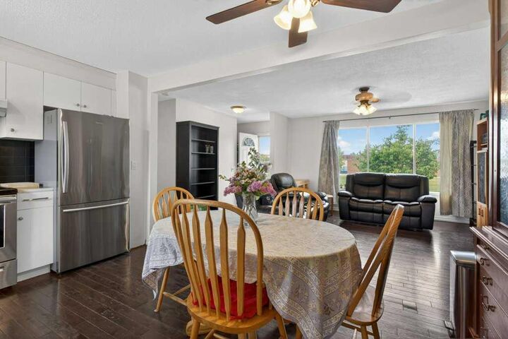 Property Photo: 1308 Pensacola Way SE AB T2A 2H2