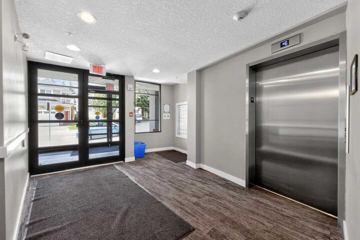 Property Photo:  93 34 Avenue SW 315  AB T2S 3H4 