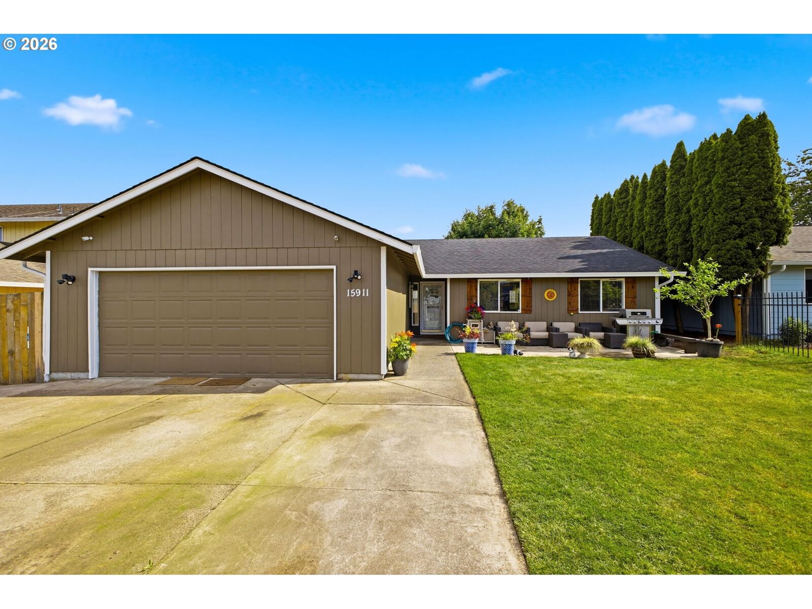 Property Photo: 15911 NE 4th Way WA 98684