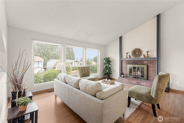 Property Photo:  26631  Carnaby Way  WA 98032 