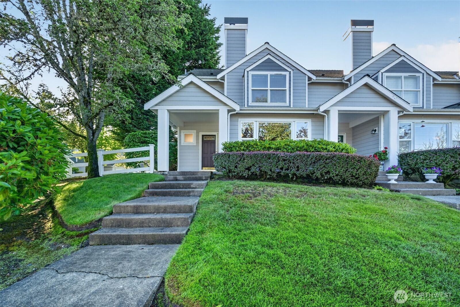 Property Photo: 11510 Maple Court WA 98275