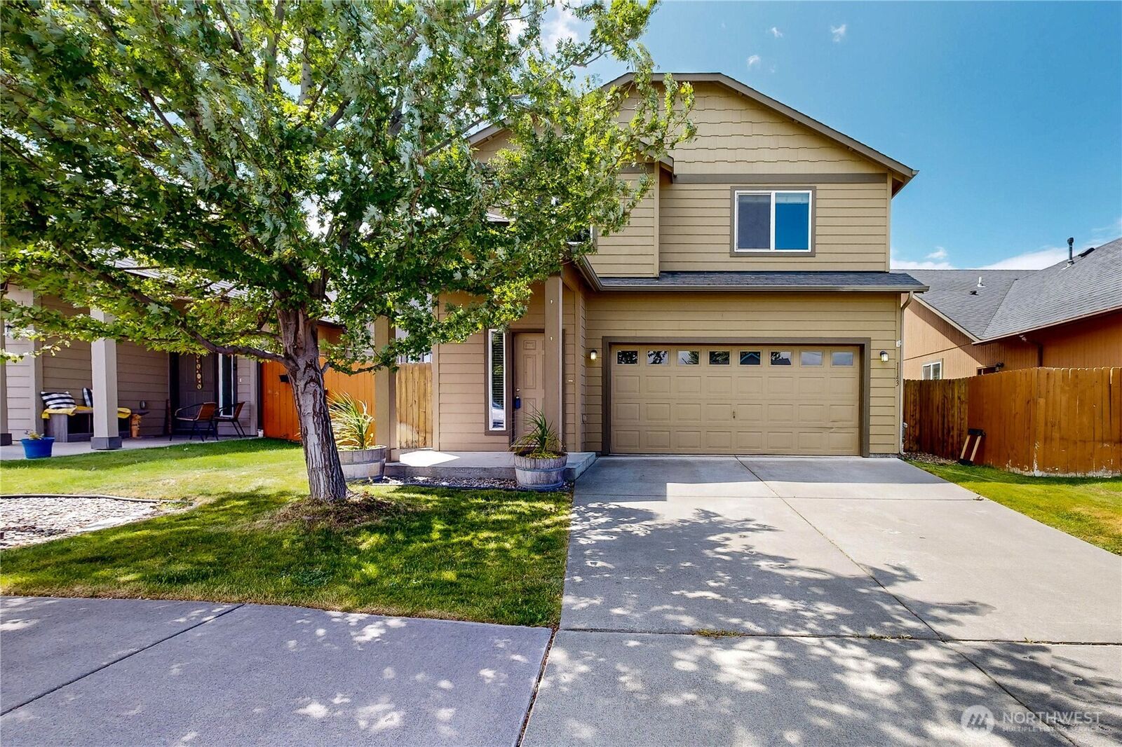 Property Photo: 1143 SW Carver Street WA 99324
