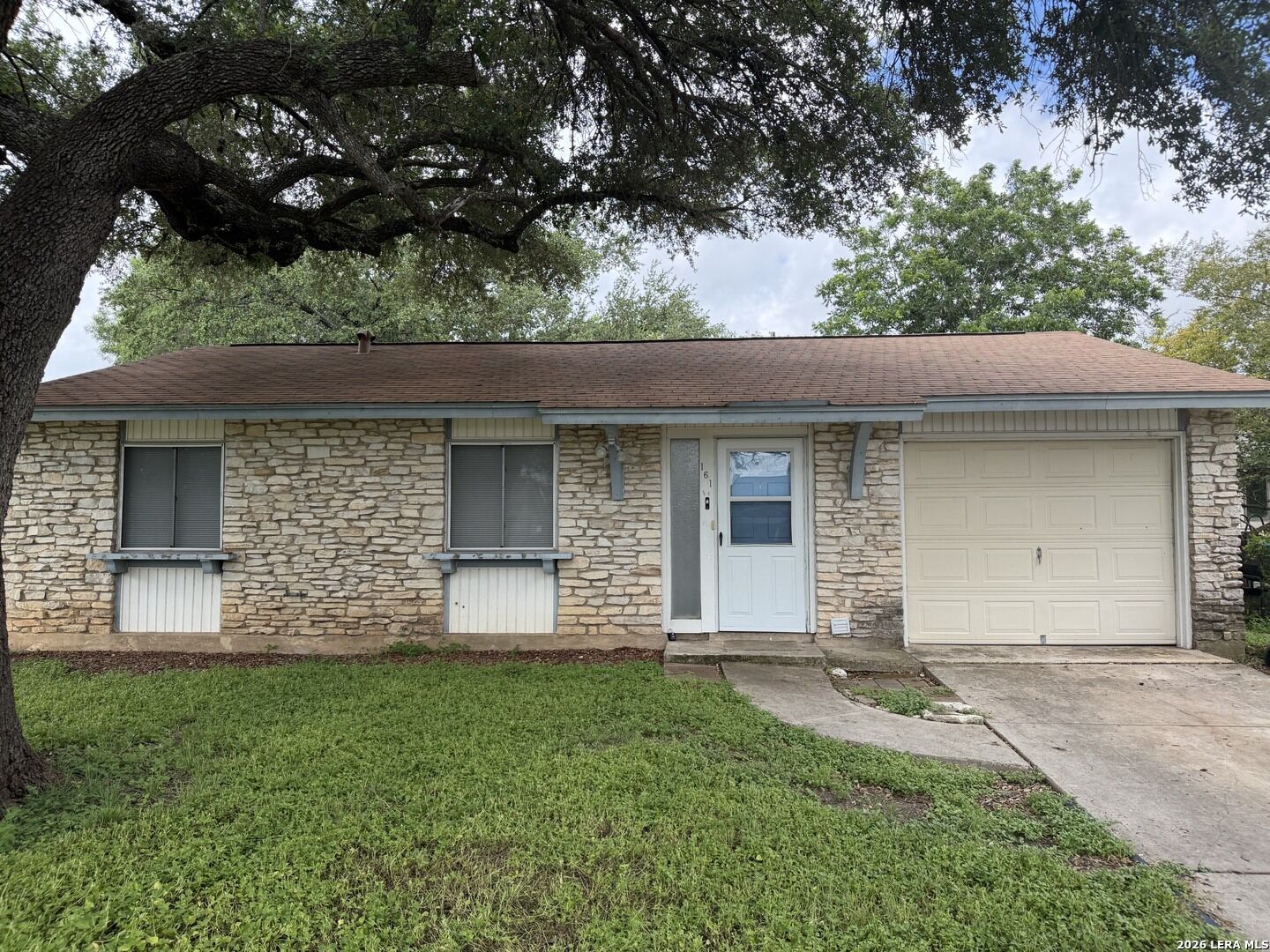 Property Photo: 161 Lost Forest St TX 78233