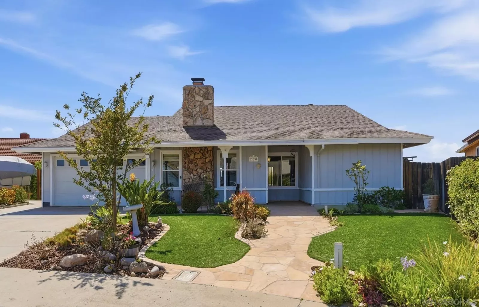 Property Photo:  13650 Ahwahnee Way  CA 92064 