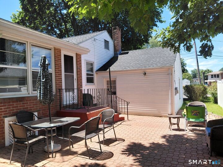 Property Photo:  101 Brace Road  CT 06111 